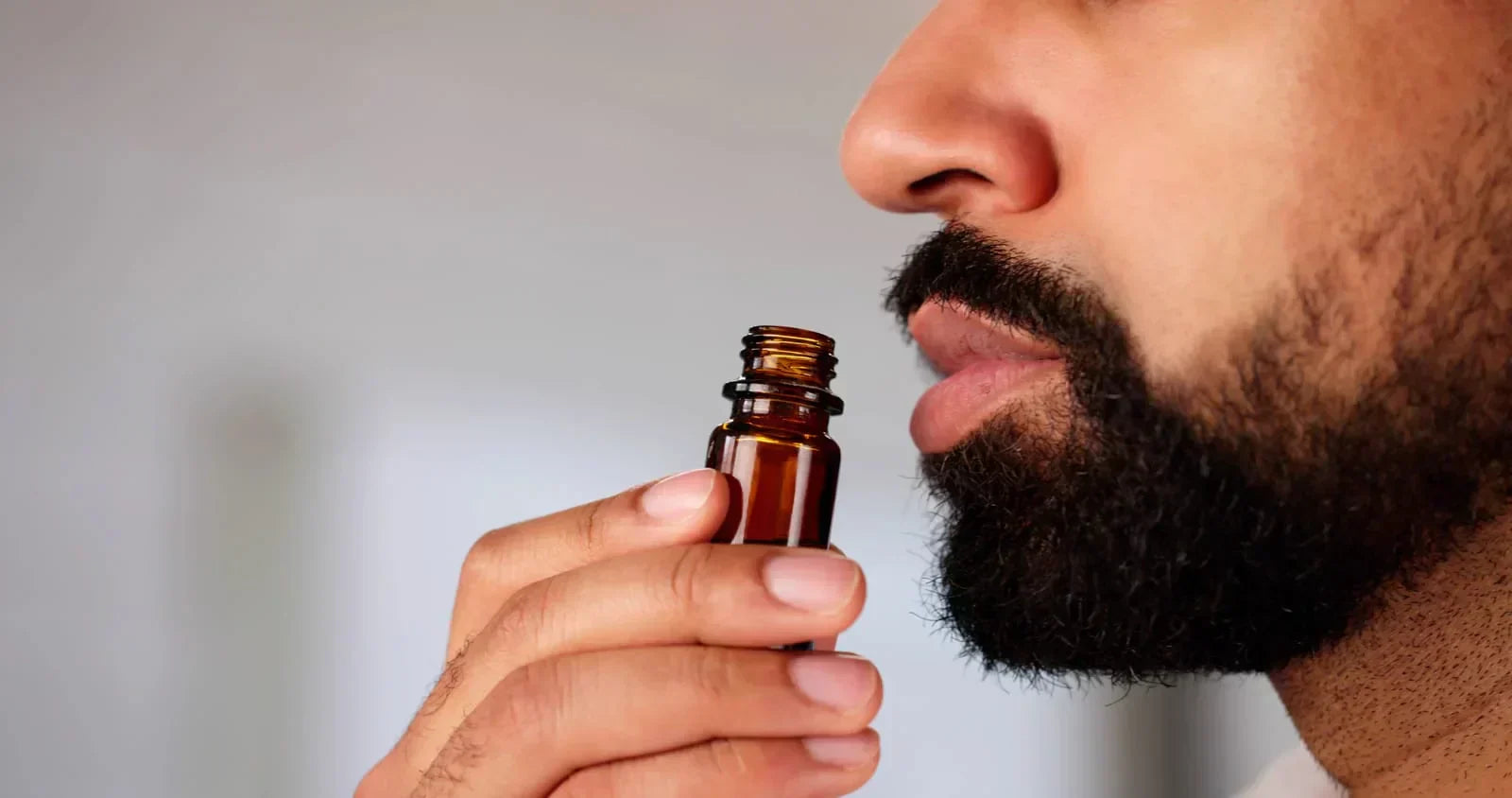 Men's Amber Fragrance: Top 5 Picks for Every Occasion