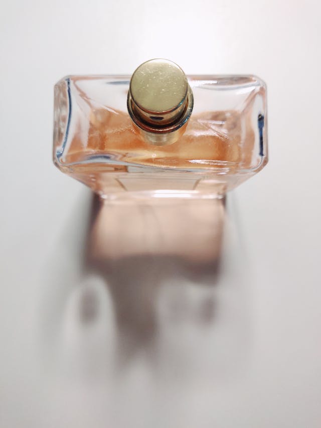 Building Your Signature Fragrance Wardrobe: A Strategic Guide to Versatile Perfume Collection