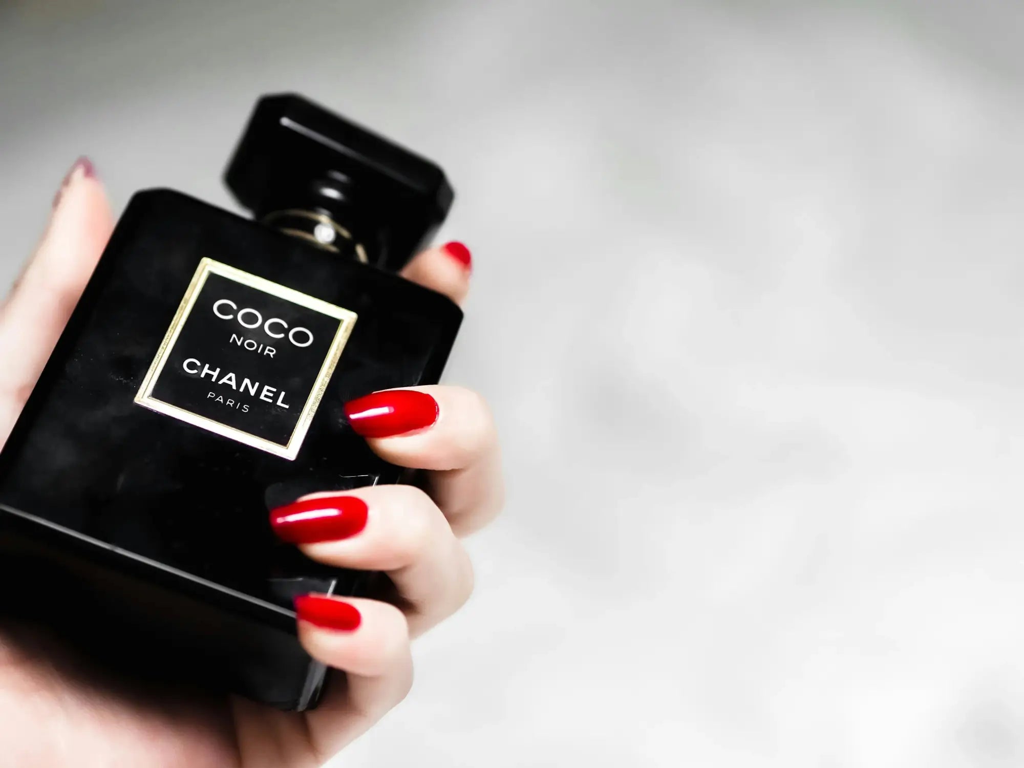 How to Transition Your Perfume Wardrobe